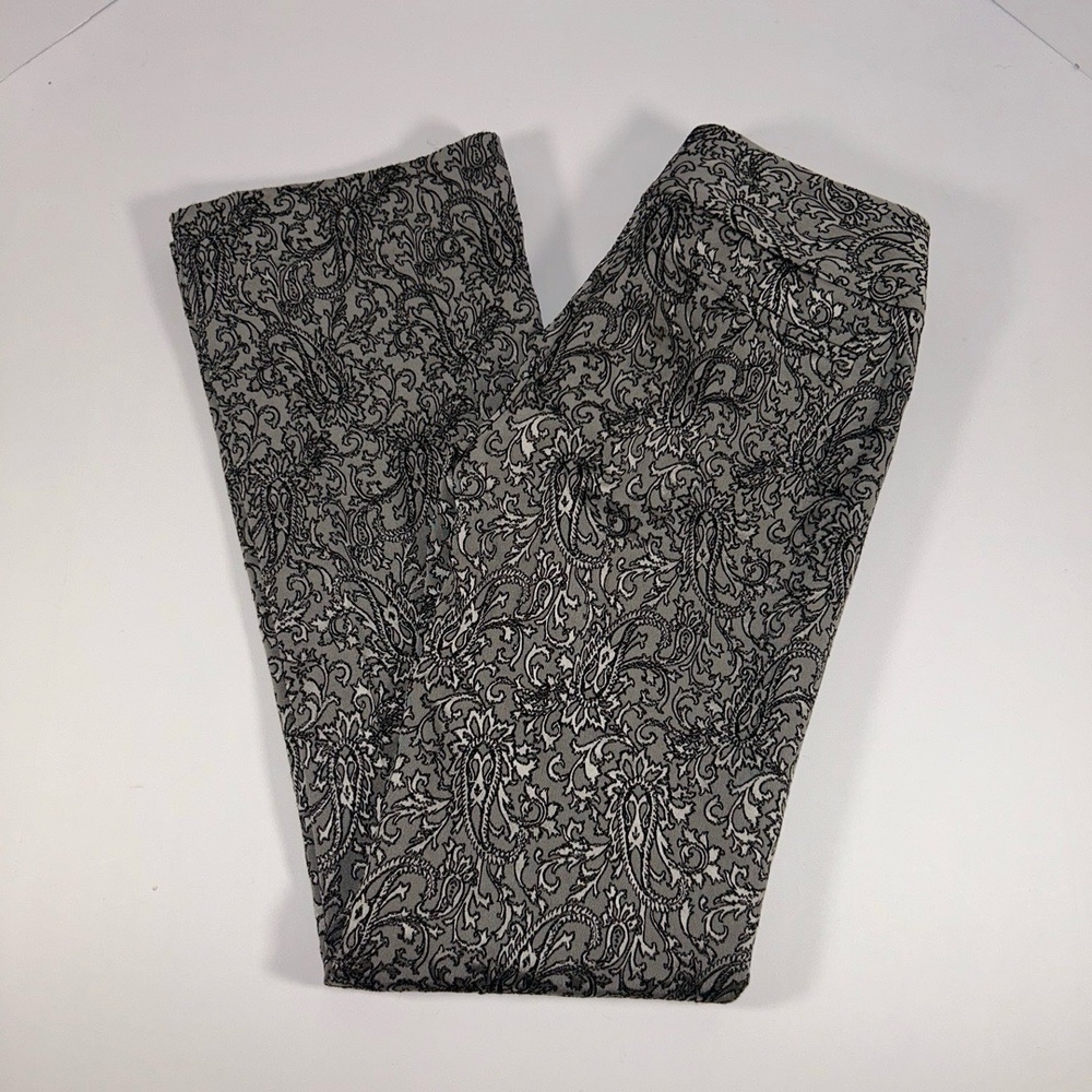 HAROLDS Womens Dress Pant SZ 2 Black Gray White Paisley Slim Leg Textured Weave